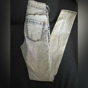 Pacsun skinny high rise jeans.  Great condition.  No rips or stains.